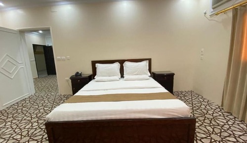 Standard king room