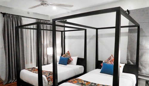 Classic Twin Room