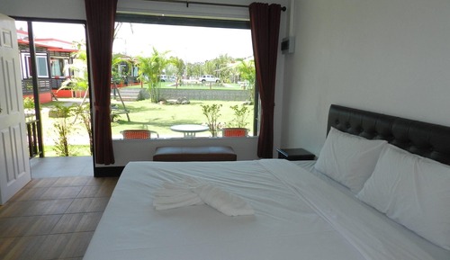 Standard Double Room, 1 Queen Bed, Garden View