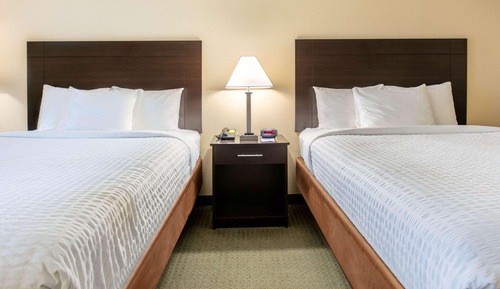 Room, 2 Queen Beds, Non Smoking