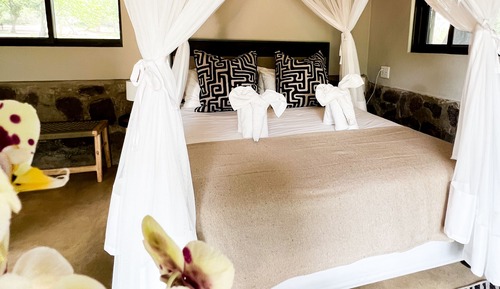 Romantic Double Room, 1 Queen Bed, Non Smoking, River View