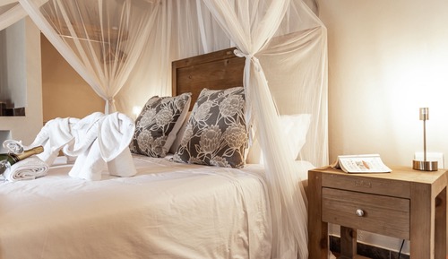 Exclusive Bungalow, 1 Bedroom, Private Bathroom, River View