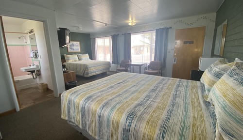 Standard Room, 2 Queen Beds