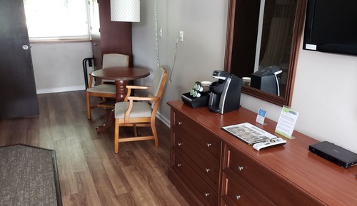 Deluxe Double Room, 2 Double Beds, Accessible (No pets)