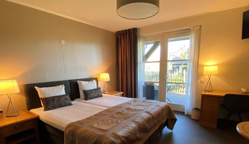 Comfort Twin Room, 2 Twin Beds, Terrace, Garden View