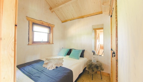 Regge Cottage with hottub