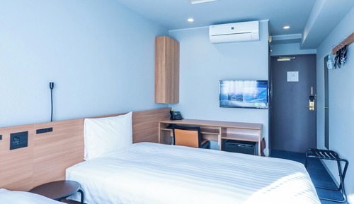 Standard Twin Room, Smoking