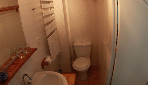 Standard Twin Room, Ensuite, Mountain View (Partagée/Shared occupancy)