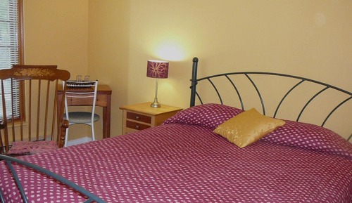 Standard Room, 1 Queen Bed, Non Smoking