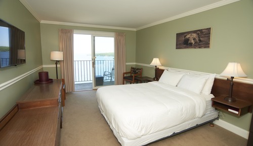 Single Room, 1 Queen Bed, Balcony