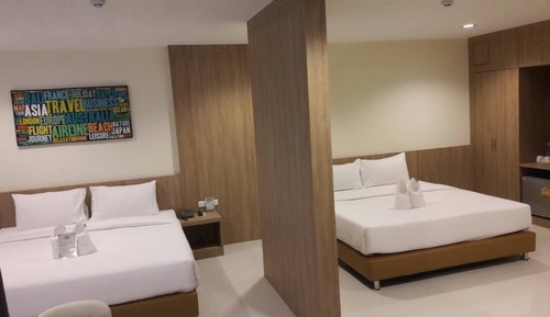 Family Room, City View