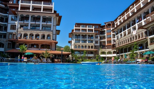 Studio, Balcony, Pool View (Kitchenette )