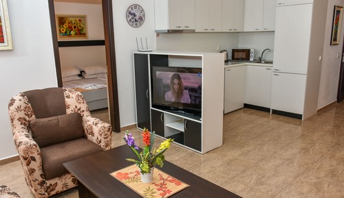 Luxury Apartment, 2 Bedrooms, Balcony, Sea View
