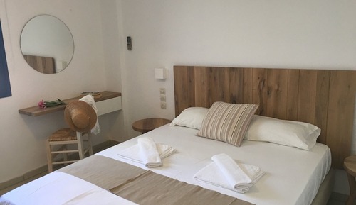 Standard Room (2 Adults)