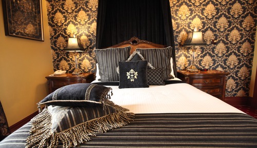 Grand Queen Suite