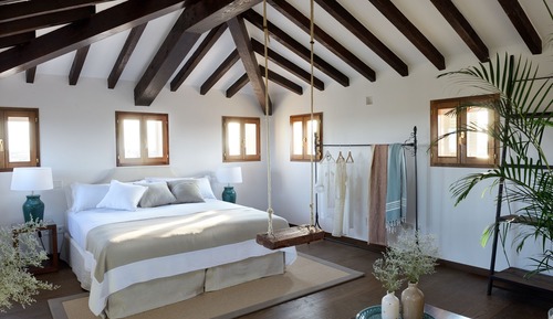 Luxury Attic Room