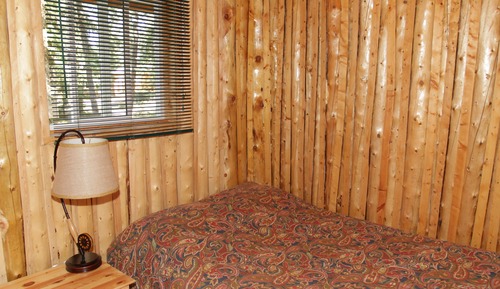 Standard Cabin, 2 Bedrooms (Cabin 7)