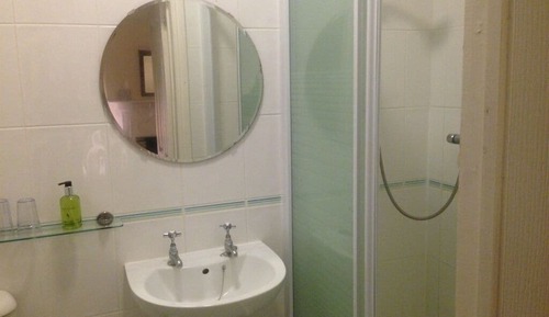 Twin Room, Ensuite