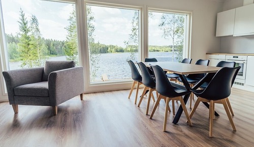 Comfort Villa, 3 Bedrooms, Hot Tub, Lakeside, EC Charging