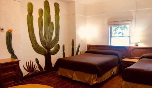Classic Quadruple Room, Multiple Bedrooms