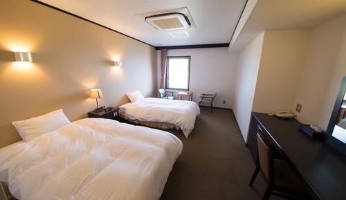 Twin Room, City view, Non Smoking, Breakfast & Buffet Dinner in the annex