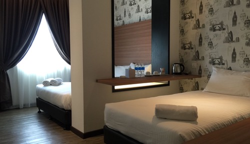 Triple Room