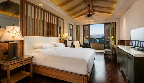 Deluxe Suite, 1 King Bed