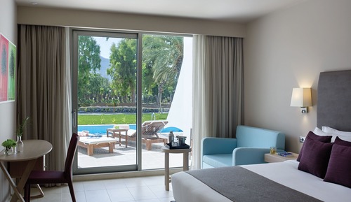Double Room Swim Up Inland View