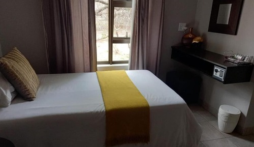 Luxury Triple Room