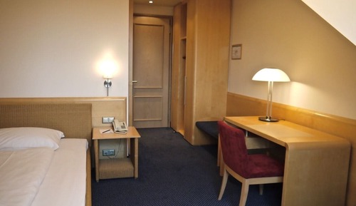 Comfort Single Room