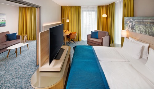Suite, 1 Bedroom (Living Room)