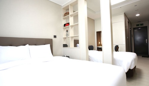 Random Room Assign - Assign upon arrival