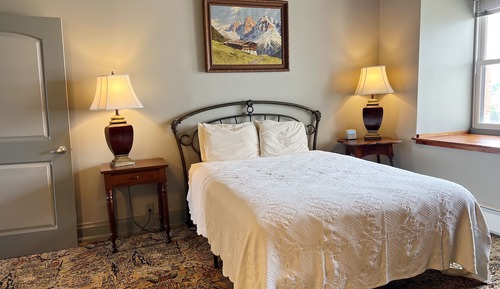 Premium Suite