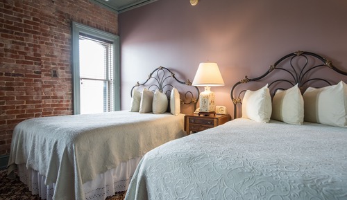 Double Queen Suite, 2 Queen Beds (Historic)