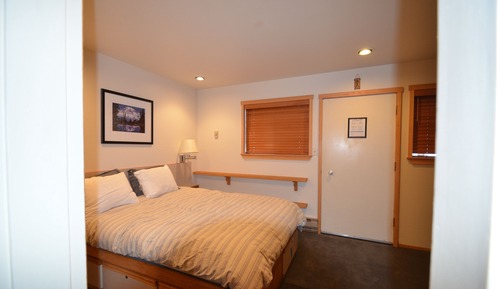 513 Standard 1 Bedroom Unit
