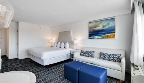 Signature Room