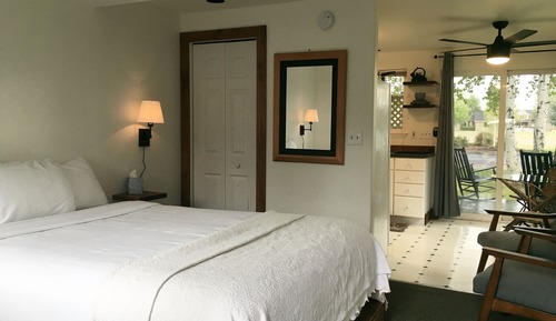 Studio, 1 Queen Bed