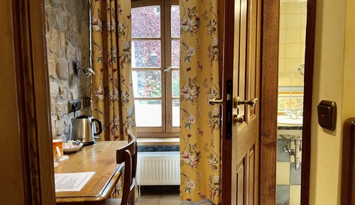 Basic Double Room