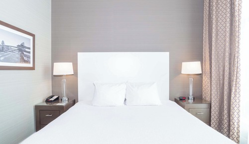 Standard Suite, 1 King Bed, Kitchenette
