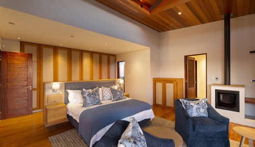 Honeymoon Room