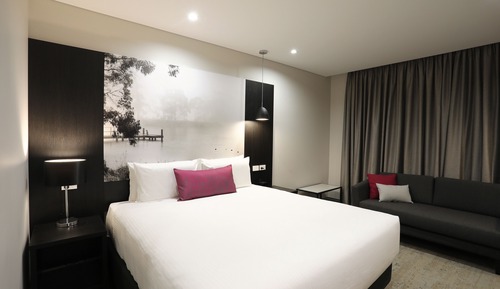 Superior Room, 1 King Bed