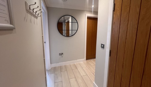 Luxury Apartment, Private Bathroom (1st Floor)