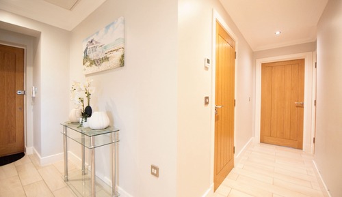 Penthouse, Ensuite (Town Centre)