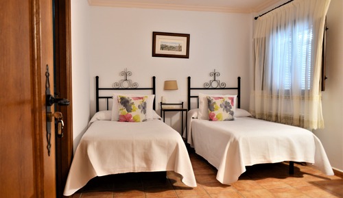 Classic Twin Room
