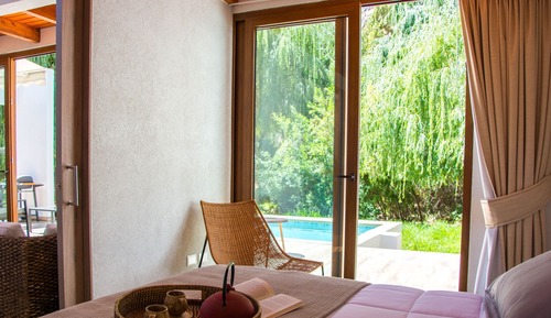 Luxury Villa, Private Pool, Beachfront
