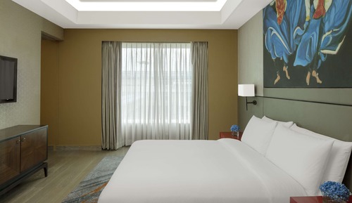 Executive Suite