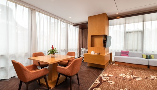 Deluxe Room, 1 King Bed