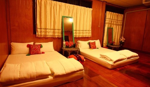 Family Air-Con Room