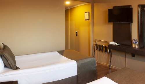 Twin Room, 2 Twin Beds