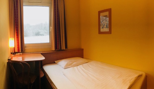 Comfort Single Room